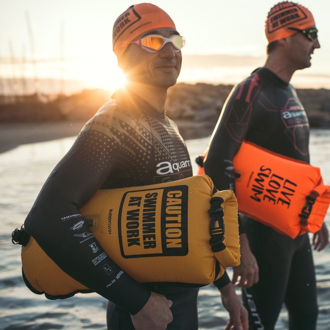 boya aguas abiertas, boya de seguridad natación, boya para nadar en el mar, boya de arrastre, boya dry bag, boya natación triatlón, Buddyswim