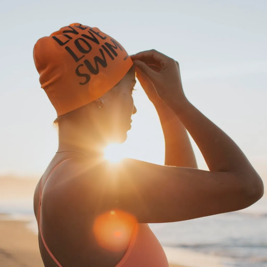 3_BL-33 Gorro de Natación Unisex de Silicona BuddySwim Profesional para Competencia y Entrenamiento Naranja.webp