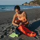 6_BL-11 Boya de Natación 28L BuddySwim con Gorra de Silicona Impermeable para Entrenamiento y Seguridad, Naranja.webp